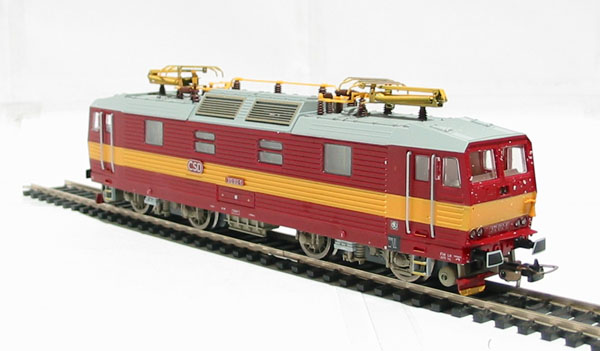 další obrázky PIKO 51021 Elektrická lokomotiva 372 ČSD (HO) poslední kusy skladem