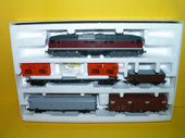 Set S BR 130 a 4 vagóny různých drah PIKO (HO)