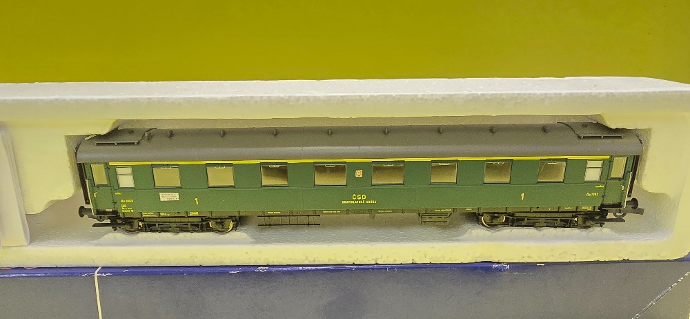 Roco 45668 Vůz 1. třídy ČSD (HO)