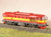 Maketa motorové lokomotivy řady 754 044-6