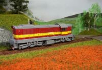 Motorová lokomotiva ČSD T669 -červená s pruhem