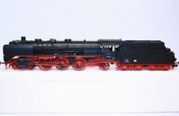 Parní lokomotiva BR 03.0-2 DR