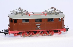 Rarita Elektrická lokomotiva E70 DR hnědá špičkový sběratelský model Zeuke TT Bahn