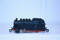 Parní lokomotiva BR 81 001 DR TT