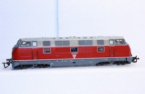 Dieselová lokomotiva 221 DB TT