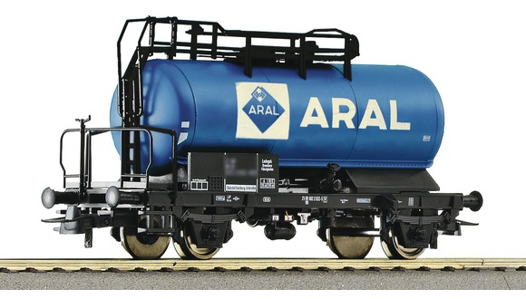 Cisternový vagon firmy Aral
