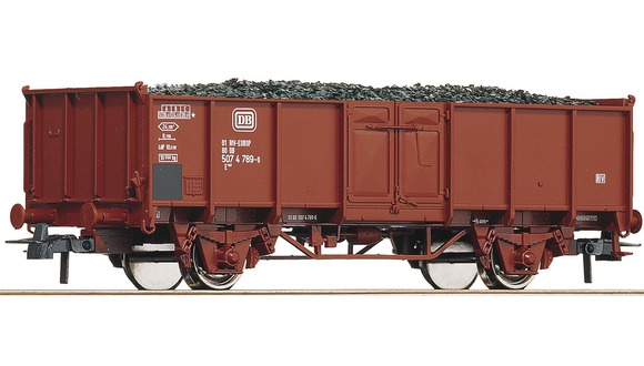 Otevřený nákladní vagon s nákladem - štěrk