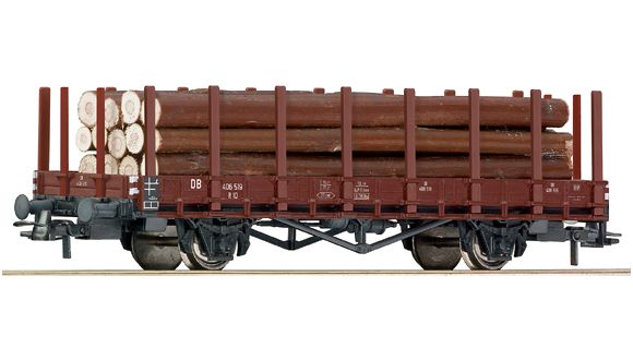 Plošinový vagon s nákladem - dřevo