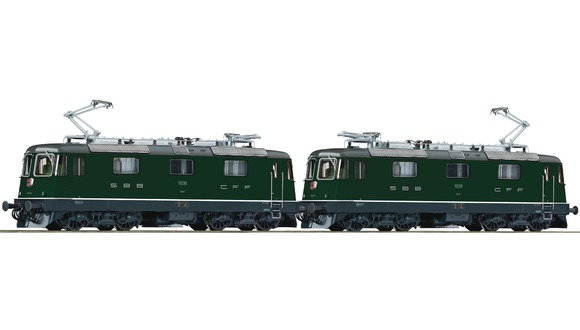 Set 2 ks. elektrických lokomotiv Re 4/4 III