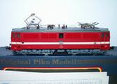 Elektrická lokomotiva řady BR 211 (HO) PIKO