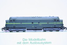 Model dieselové lokomotivy 202003 B vistrinový model (TT)
