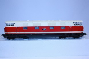 Model dieselové lokomotivy BR 118 DR