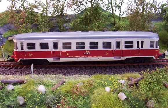 Model motorového vozu M240 ČSD (HO)