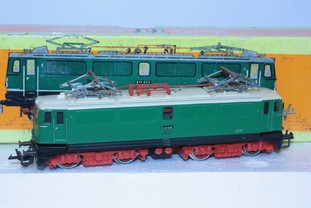 Model elektrické lokomotivy E42 DR