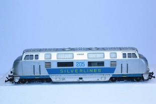 Model dieselové lokomotivy Silverines špičkový sběratelský model v orig. obalu TT