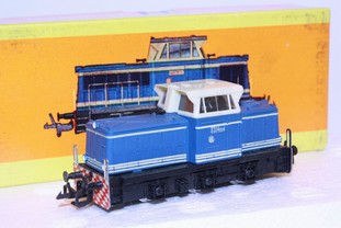 Dieselová lokomotiva T334 ČSD Zeuke TT Bahn vitrinova