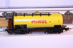 Model cisternového vagónu Minol DR