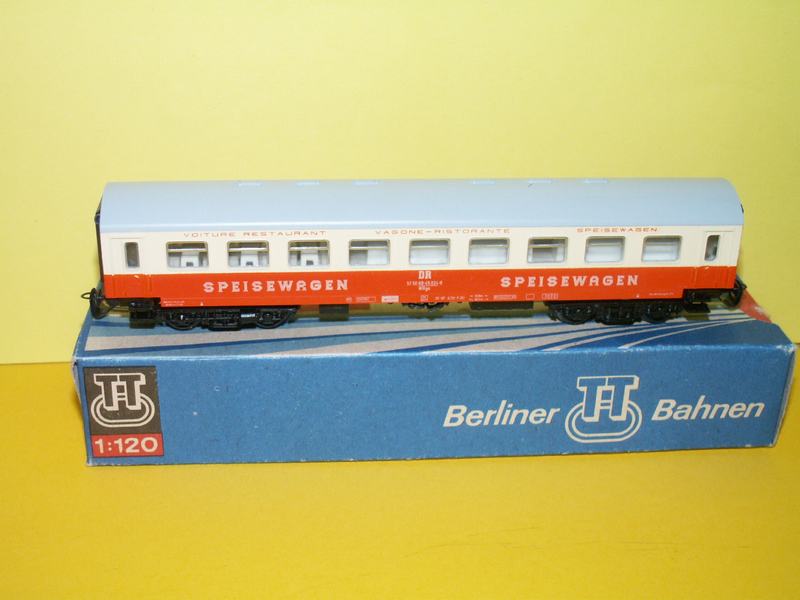 Model jídelního vozu Speisenwagen DR Reko