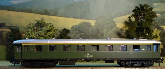 Osobní vůz DR/jezdil u ČSD 1 tř. - HO