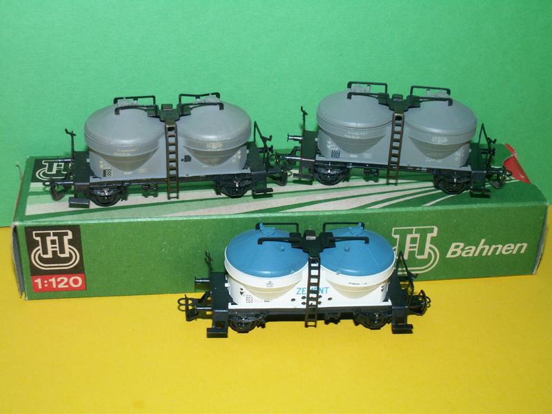 Set 3 nákladních vozů na cement DR,DB (TT)