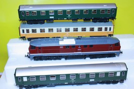 Set dieselové lokomotivy T679.2002 ČSD+3vagony DR HO