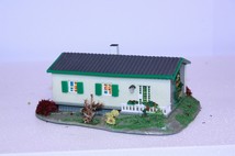 Sestavený model domečku /TT/