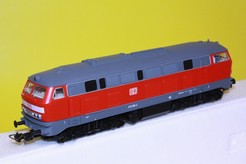Model dieselové lokomotivy 218 DB /HO/