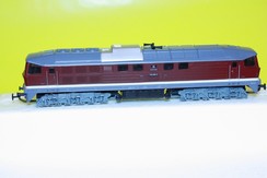Model dieselové lokomotivy BR130 /HO/, špičkové provedení