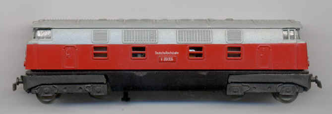 Model  dieselové lokomotivyV180006, Piko vláčky(N