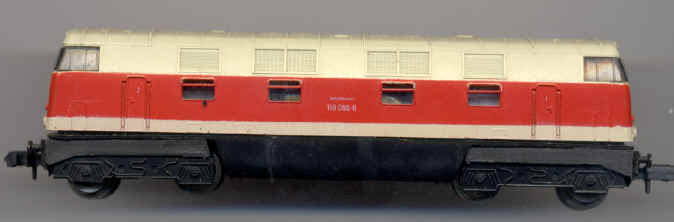 Model dieselové lokomotivy118 086-8 DR,Piko vláčky(N)