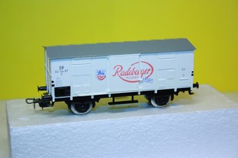 Uzavřený vitrínový model Radeberger DR (HO)