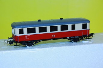 Přívěsný vagon VT140 DR (HO)