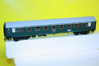 Rychlíkový vagon 1. třída ČSD (HO)