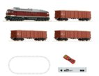 Digitální startset obsahující dieselovou lokomotivu  BR 132 + 3 nákladní vozy, kolejový ovál (HO) 