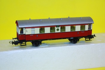 Model osobního vagonu DRG / HO/