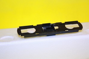 Poškozený náhradní rám na lokomotivu E 499 TT