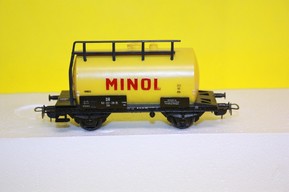 Model cisternového vagonu Minol (HO)