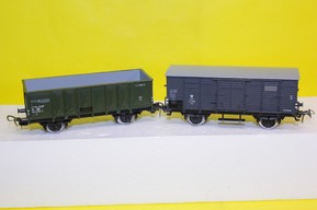 Set 2 nákladních vagónů (HO) Piko