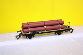 Plošinový nákladní vagón s trubkami ČSD (TT)