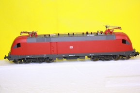 Elektrická lokomotiva 182 DB (HO)  PIKO