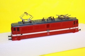 Náhradní karoserie na lokomotivu 211 (HO) PIKO