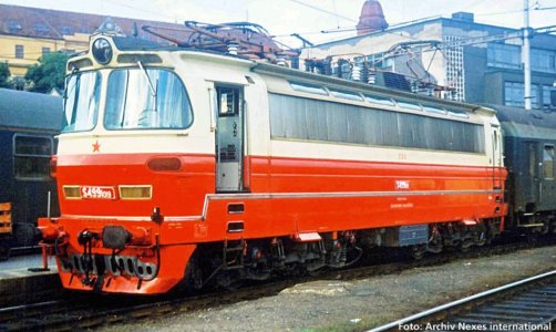 51390 PIKO - Elektrická lokomotiva BR 240, DCC se zvukem