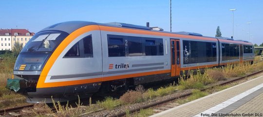 52921 PIKO - Dieselová lokomotiva "Desiro" Trilex