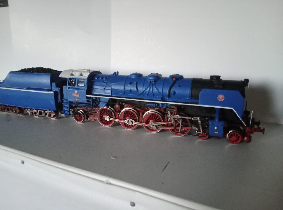 Parní lokomotiva 498.1 ČSD albatros (HO)