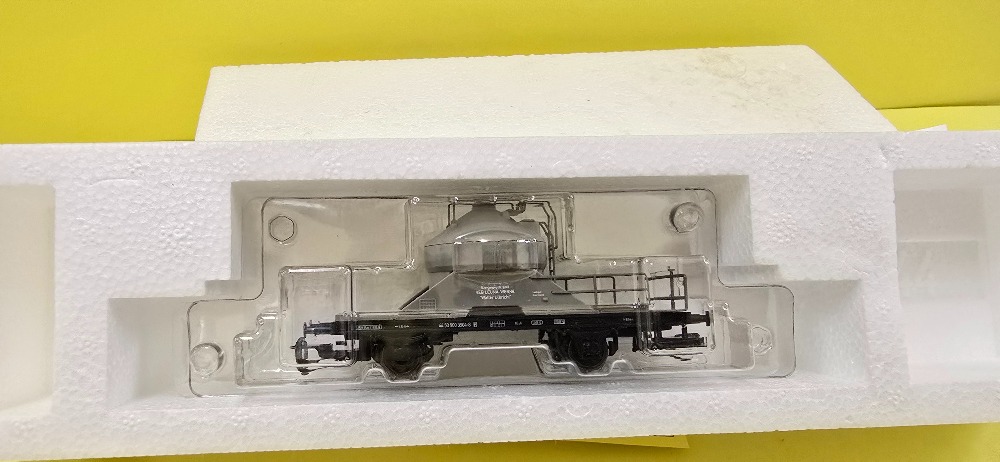 Tillig 14726 nákladní vagón na sypké materiály TT