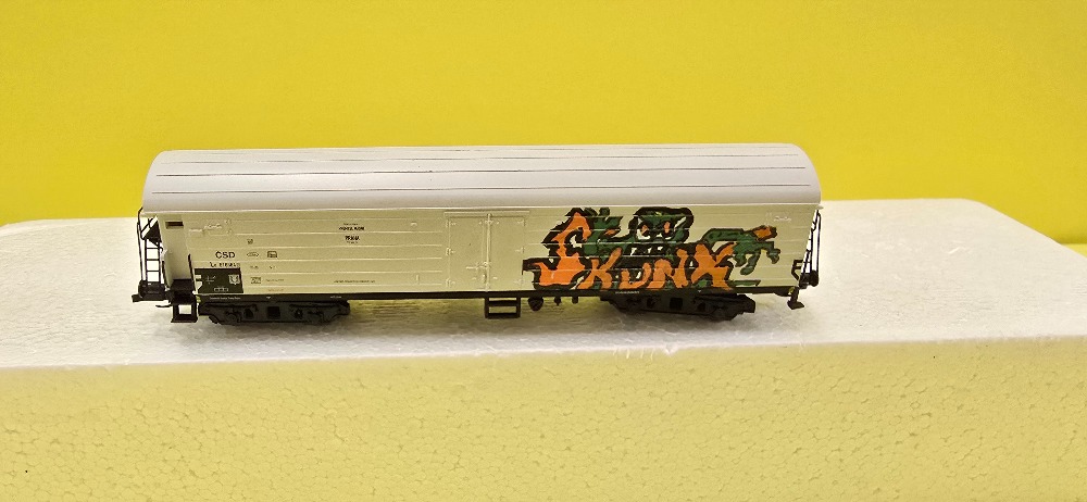 Limit edice 4 osý vůz grafity originál Tillig TT