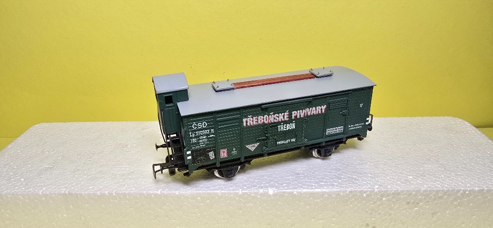 Pivní vagón s budkou Třeboňské pivovary ČSD (HO)	