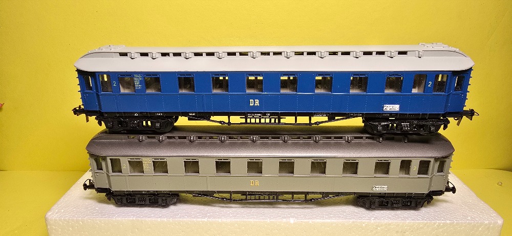 Set rychlíkových vozů DR (HO)