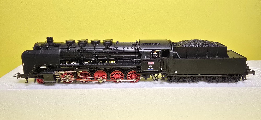 Roco 43297 parní lokomotiva 555 ČSD (HO)