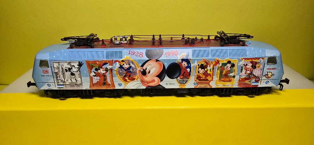 Elektrická lokomotiva BR 120 DB (HO)